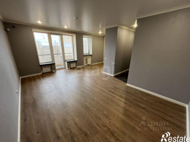 2-комн квартира улица Благодарова, 5Б,  д. 5Б