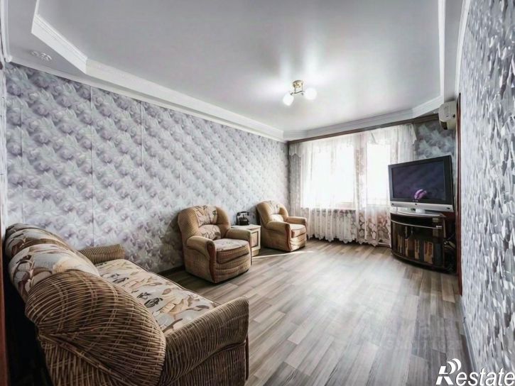 4-комн квартира улица Азина, 17А,  д. 17А