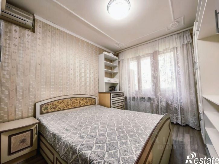 4-комн квартира улица Азина, 17А,  д. 17А