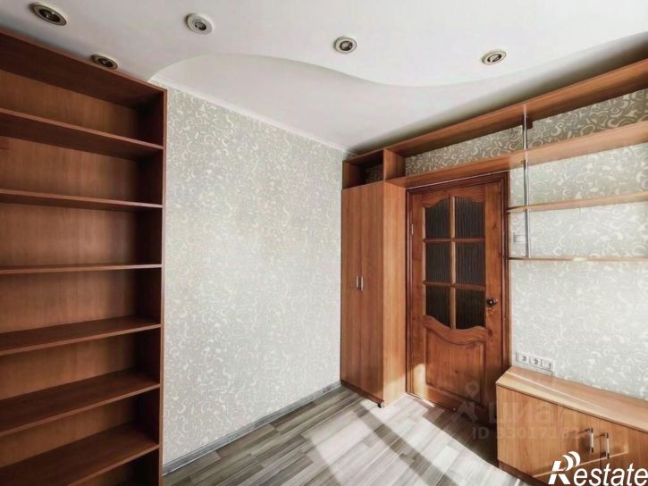 4-комн квартира улица Азина, 17А,  д. 17А