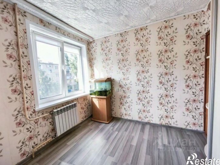 4-комн квартира улица Азина, 17А,  д. 17А