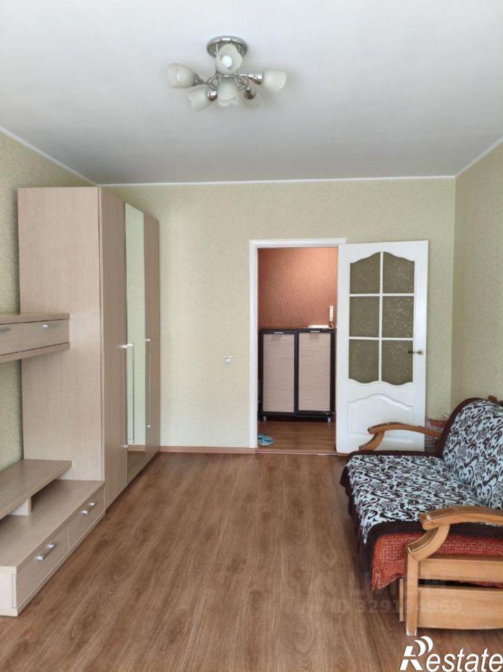 3-комн квартира улица Чехова, 10,  д. 10