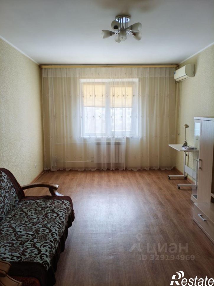 3-комн квартира улица Чехова, 10,  д. 10