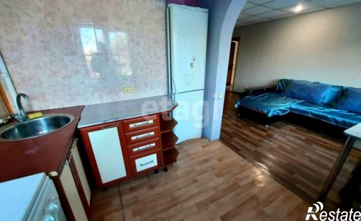 3-комн квартира ул им Емлютина Д.В., 44Б,  д. 44Б