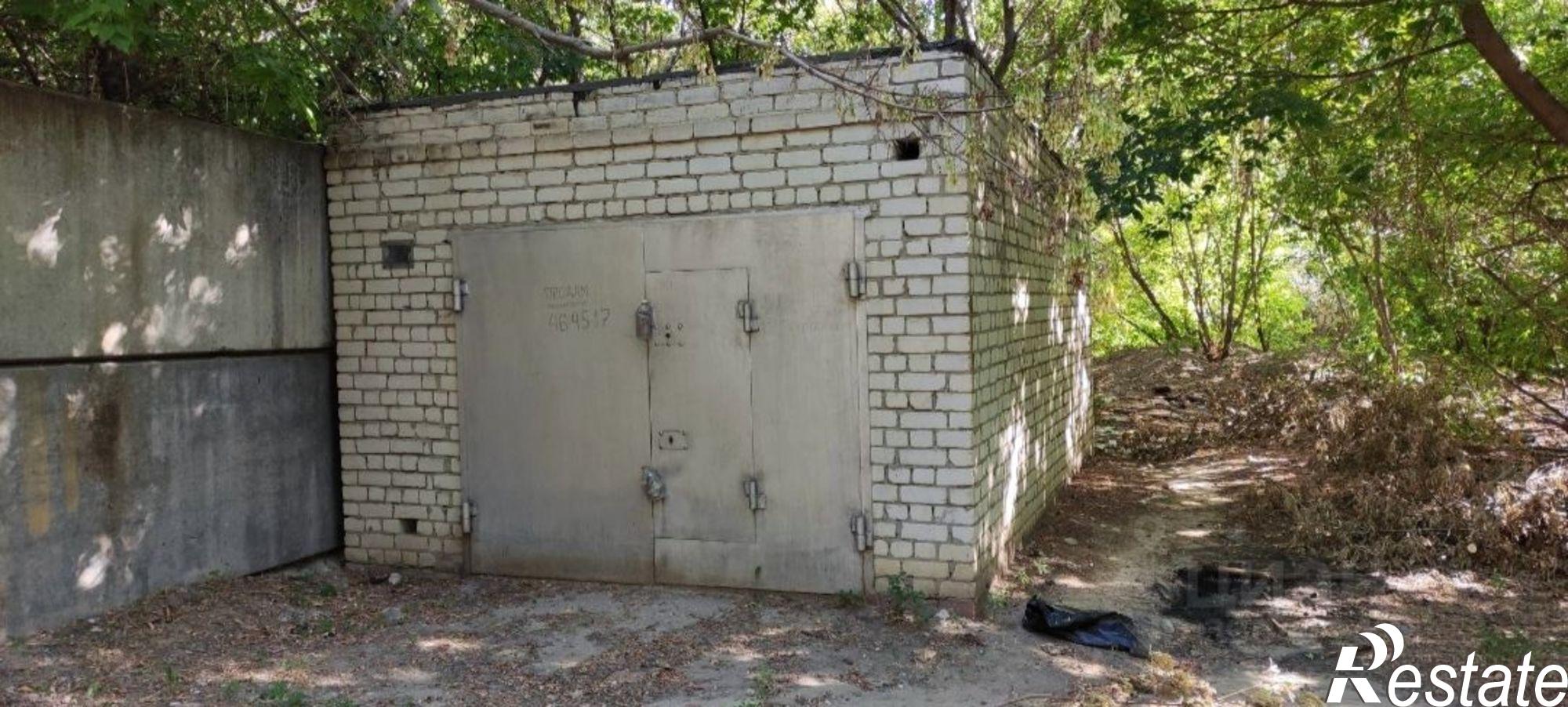 Купить гараж, место в паркинге за 250 008 рублей на Дальняя улица