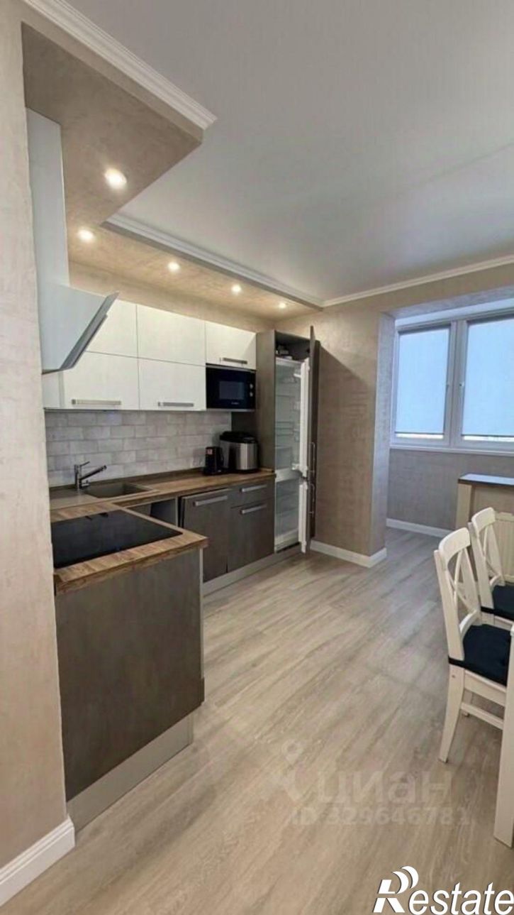 2-комн квартира улица Академика Антонова (дублёр), 24,  д. 24