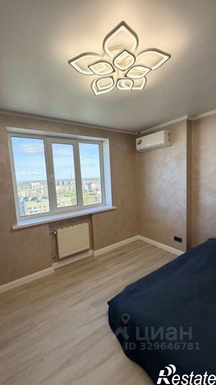 2-комн квартира улица Академика Антонова (дублёр), 24,  д. 24