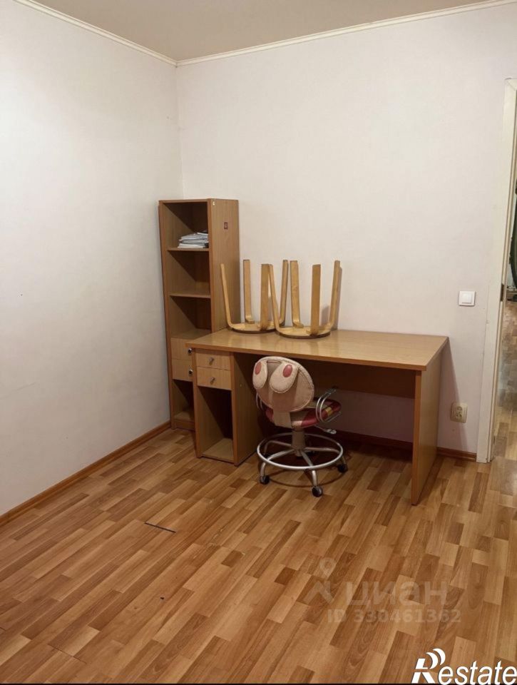 Комната Новоузенская улица, 24/32,  д. 24/32