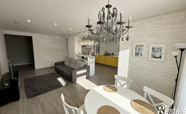 3-комн квартира улица Тархова, 48,  д. 48
