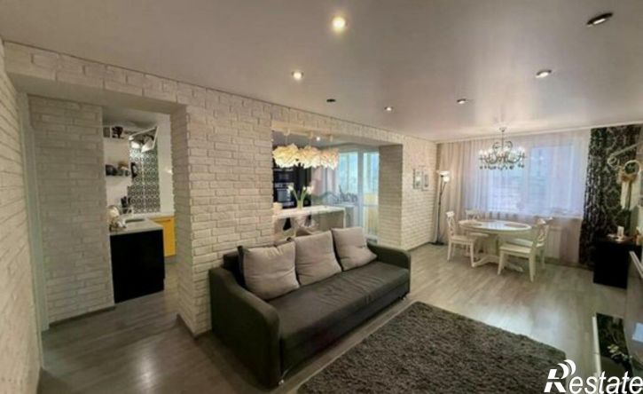 3-комн квартира улица Тархова, 48,  д. 48