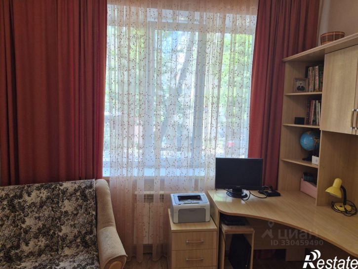 3-комн квартира ул им Ломоносова М.В., 13,  д. 13
