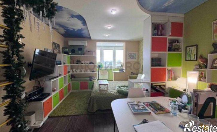 4-комн квартира Кленовая улица, 7,  д. 7