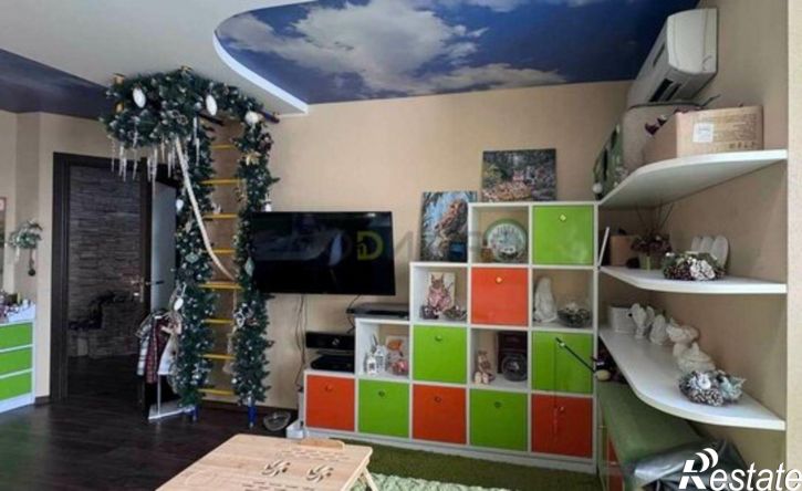 4-комн квартира Кленовая улица, 7,  д. 7