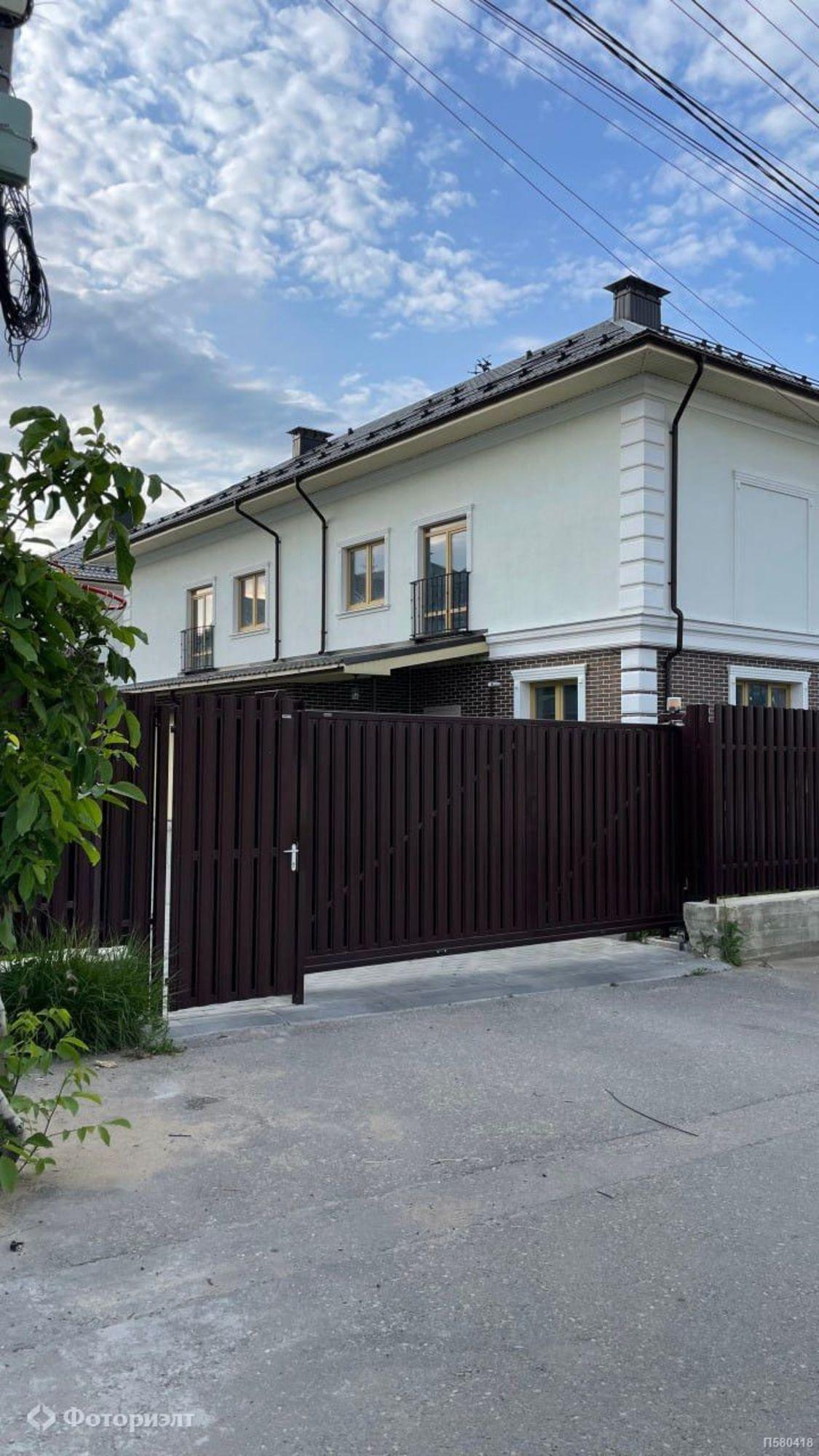 Купить дачу, дом, коттедж за 19 450 000 рублей на Пшеничная ул, 25