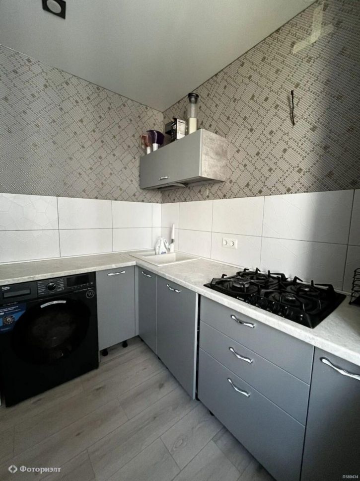 2-комн квартира Тархова ул, 29