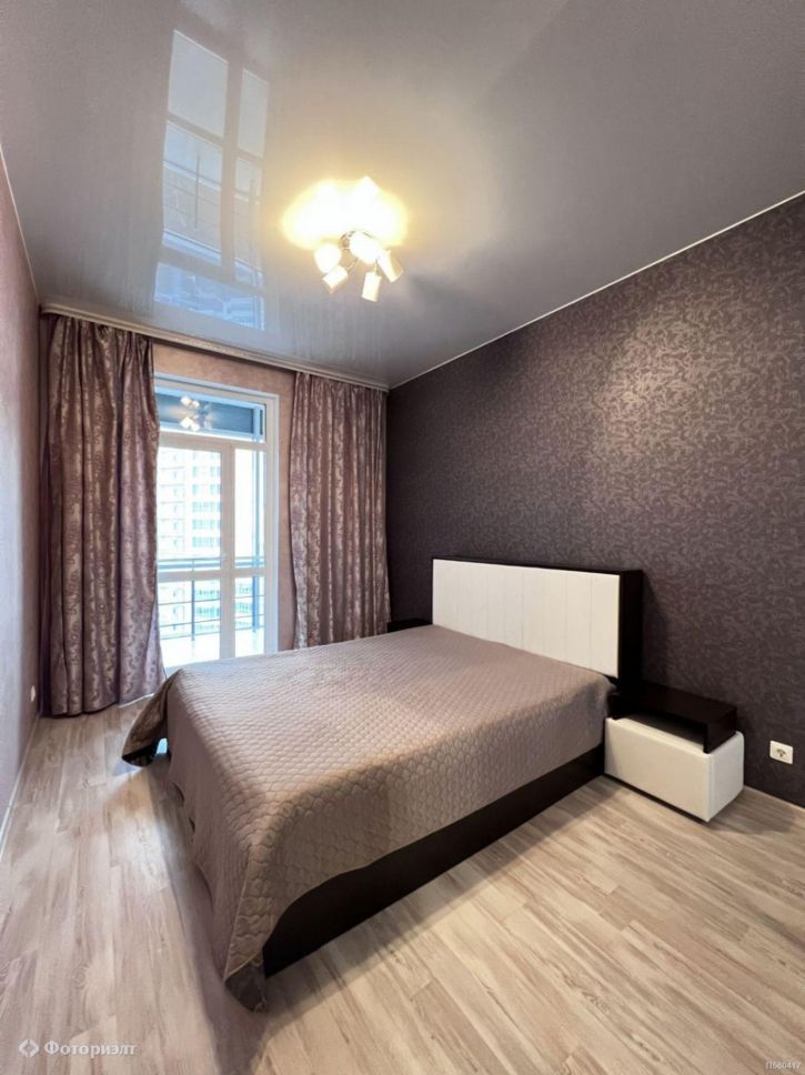 2-комн квартира Славянская пл, 2