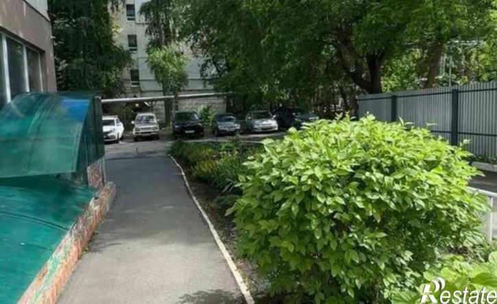 3-комн квартира проспект 50 лет Октября, 79А,  д. 79А