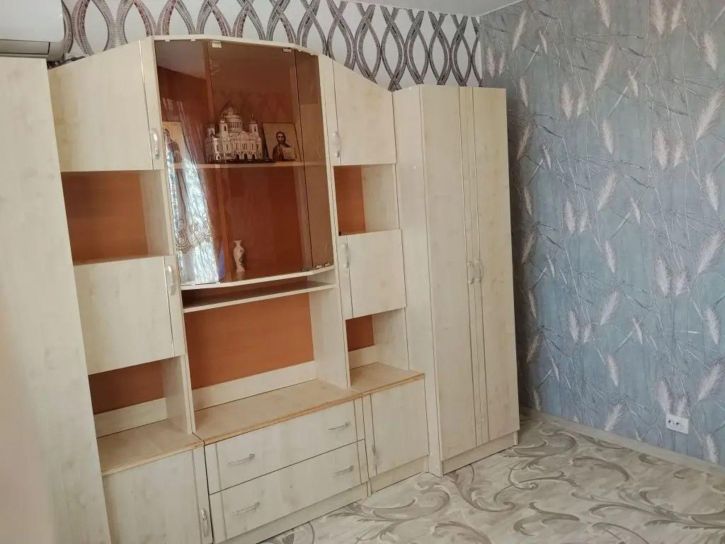 1-комн квартира Миллеровская ул, 33