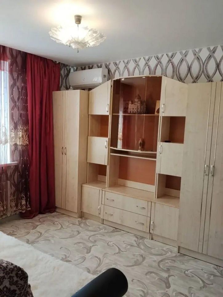 1-комн квартира Миллеровская ул, 33
