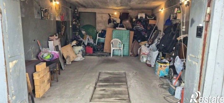 Гараж/парковка улица Евгения Долгина, 5,  д. 5