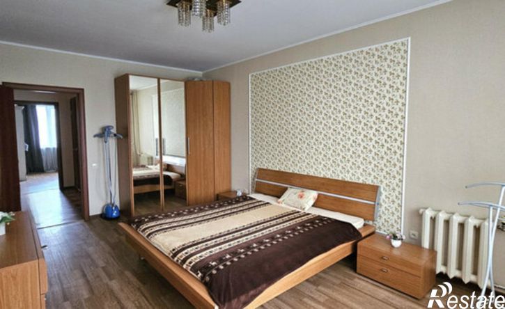 3-комн квартира улица Чехова, 10,  д. 10
