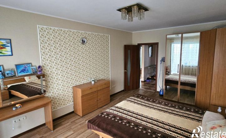 3-комн квартира улица Чехова, 10,  д. 10