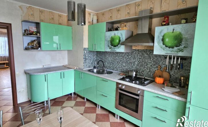 3-комн квартира улица Чехова, 10,  д. 10