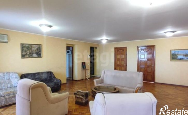 4-комн квартира ул им Гоголя Н.В., 112/116,  д. 112/116