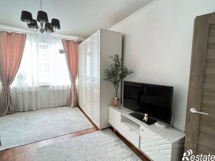 3-комн квартира улица Орджоникидзе, 12А,  д. 12А