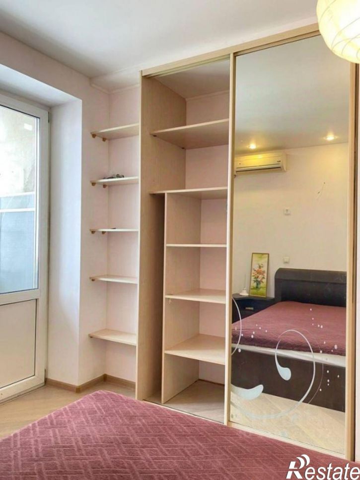 2-комн квартира ул им академика О.К.Антонова, 26Б,  д. 26Б