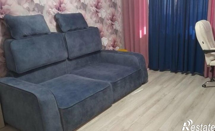 1-комн квартира ул Романтиков, 46Б,  д. 46Б