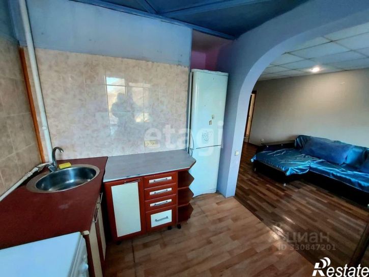 3-комн квартира улица Емлютина, 44Б,  д. 44Б