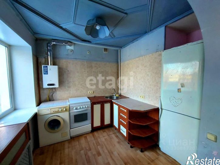 3-комн квартира улица Емлютина, 44Б,  д. 44Б