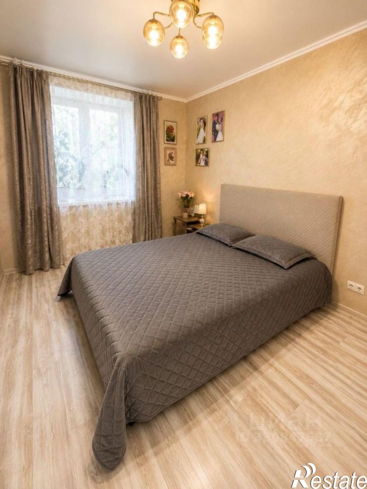 2-комн квартира улица Навашина, 40/1,  д. 40/1