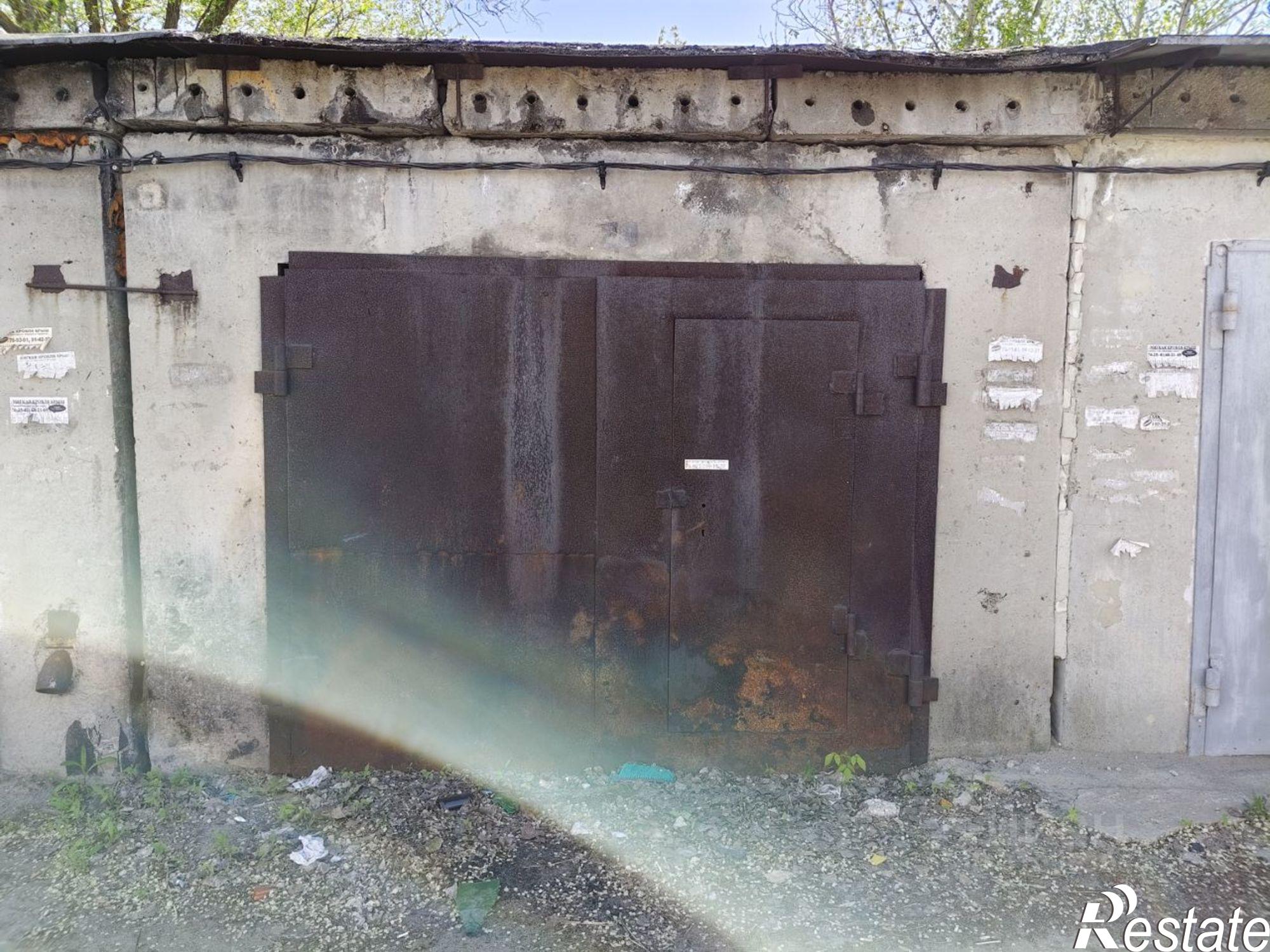 Купить гараж, место в паркинге за 150 000 рублей на ул Брянская, 7