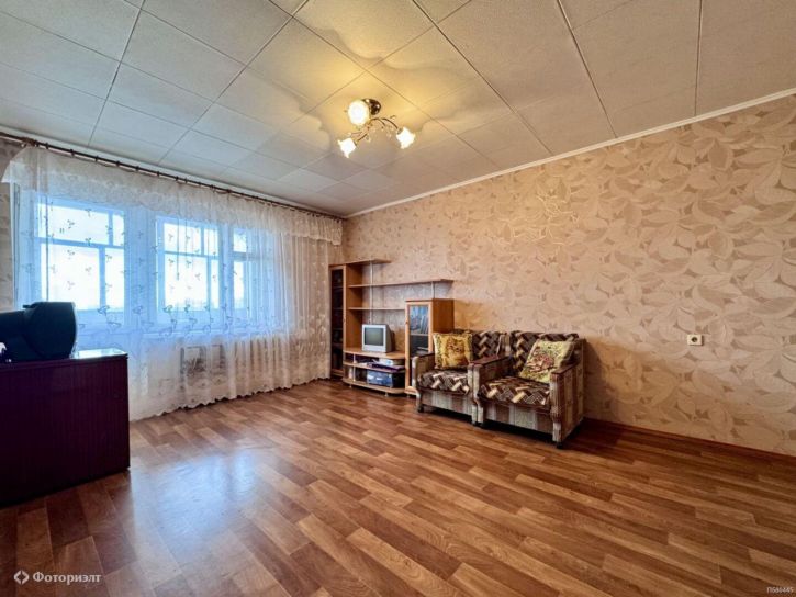 2-комн квартира Танкистов ул, 77А