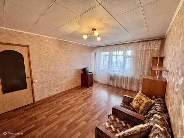 2-комн квартира Танкистов ул, 77А
