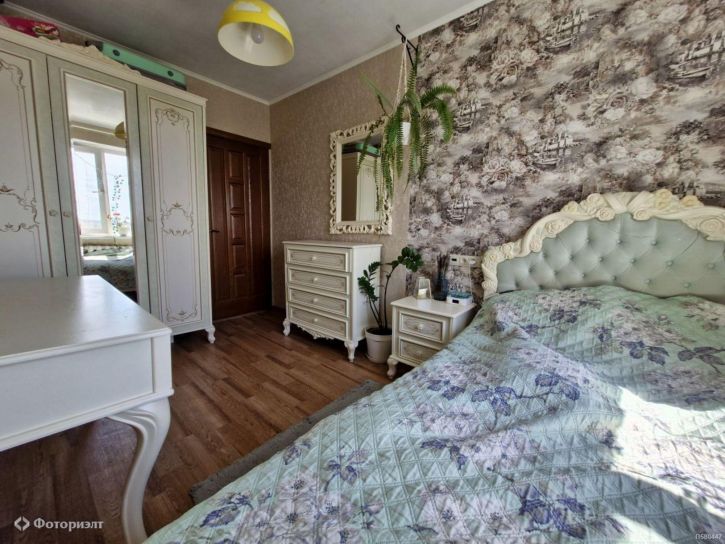 3-комн квартира Безымянная ул, 6