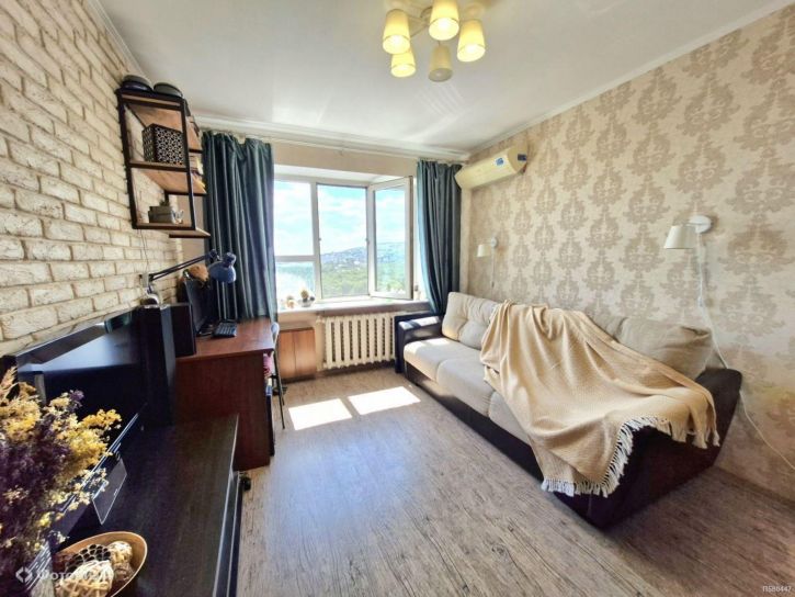 3-комн квартира Безымянная ул, 6