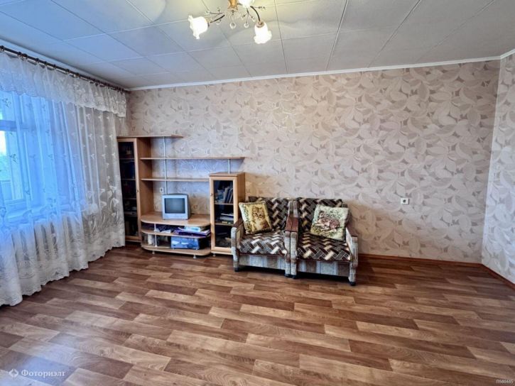 2-комн квартира Танкистов ул, 77А