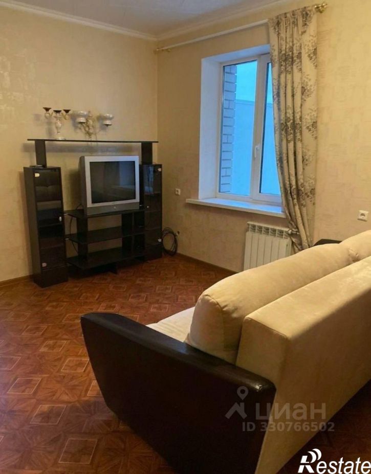 2-комн квартира пр-кт им Петра Столыпина, 50А,  д. 50А
