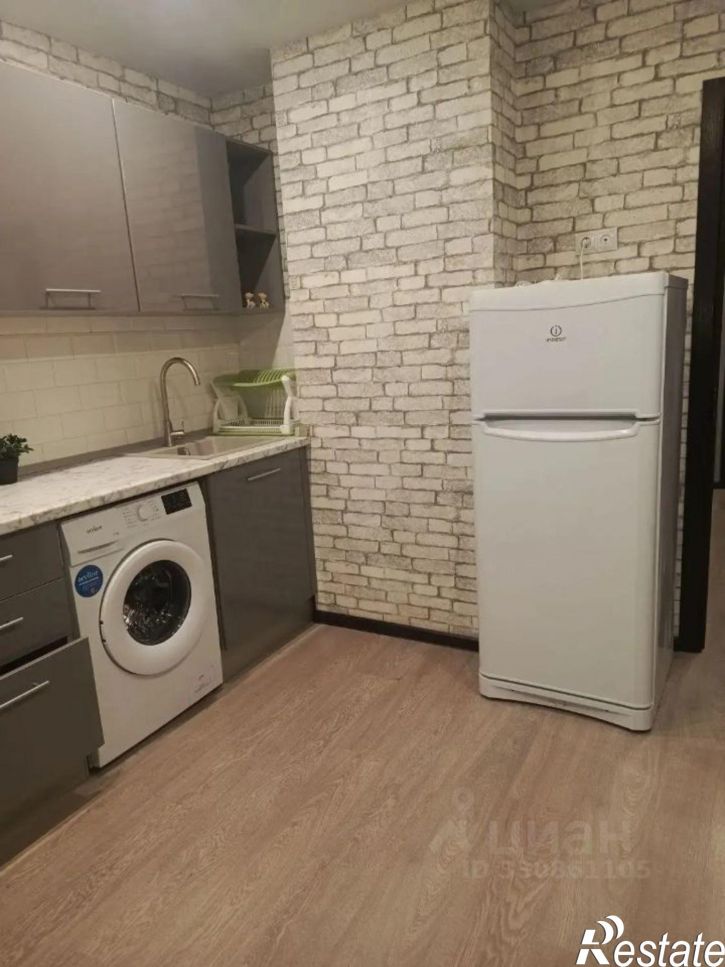 1-комн квартира ул им Еремина Б.Н., 8,  д. 8