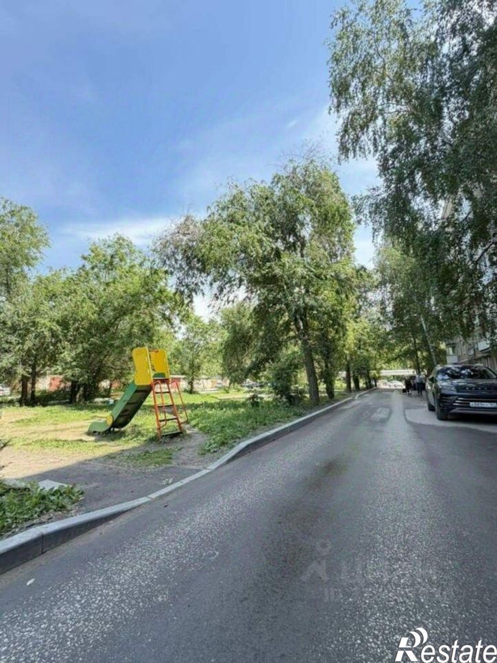 2-комн квартира ул им Лебедева-Кумача В.И., 81,  д. 81