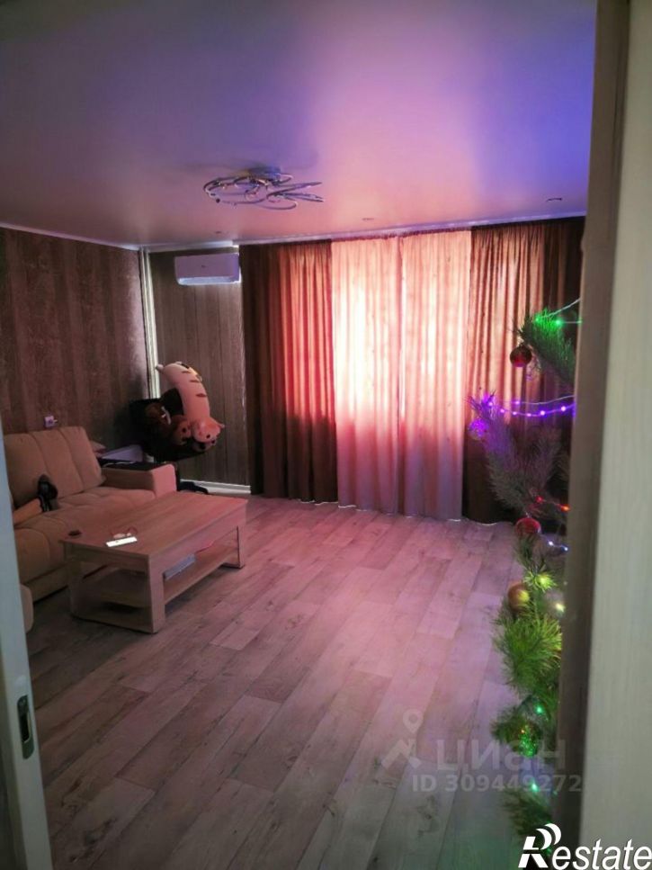 2-комн квартира ул Романтиков, 46Б,  д. 46Б