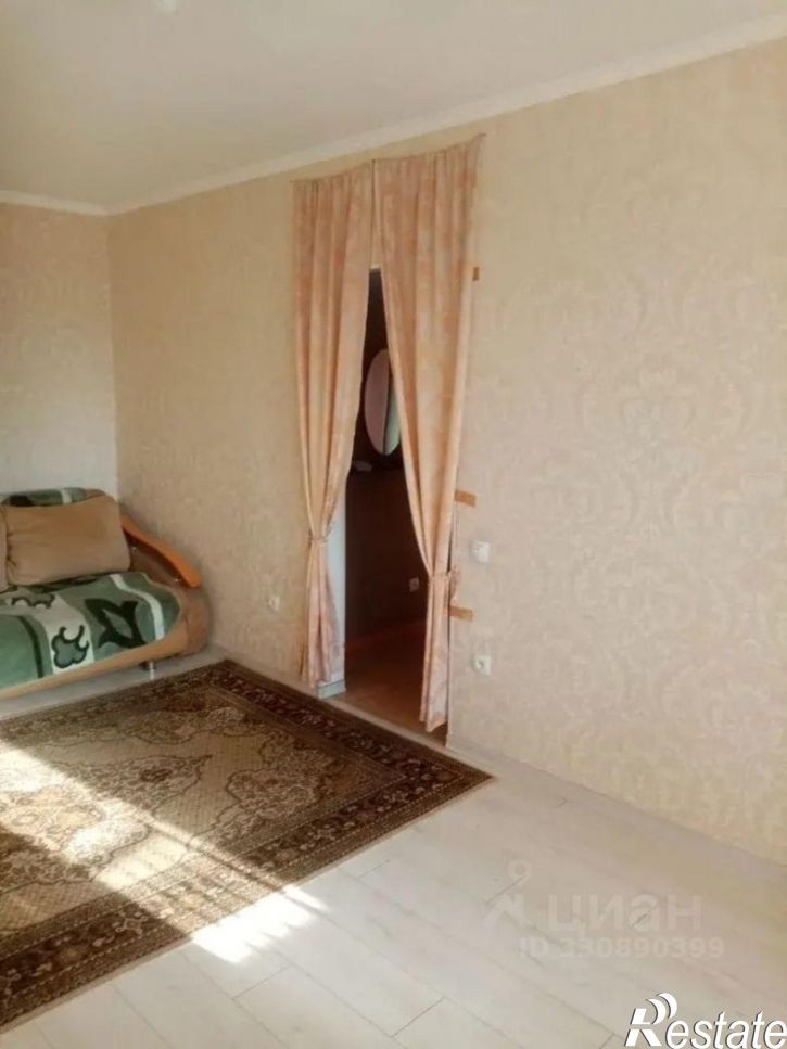 3-комн квартира улица Лебедева-Кумача, 81,  д. 81