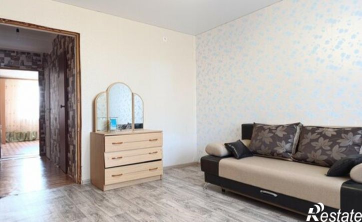 3-комн квартира улица Батавина, 12,  д. 12