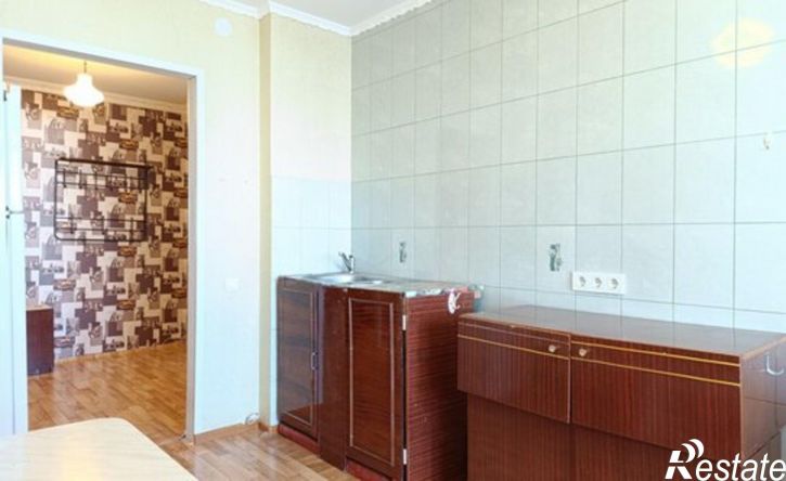 3-комн квартира улица Батавина, 12,  д. 12