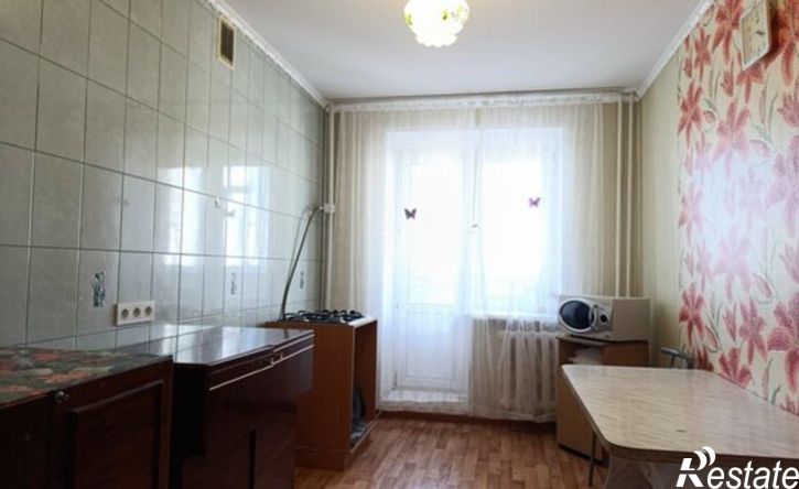 3-комн квартира улица Батавина, 12,  д. 12