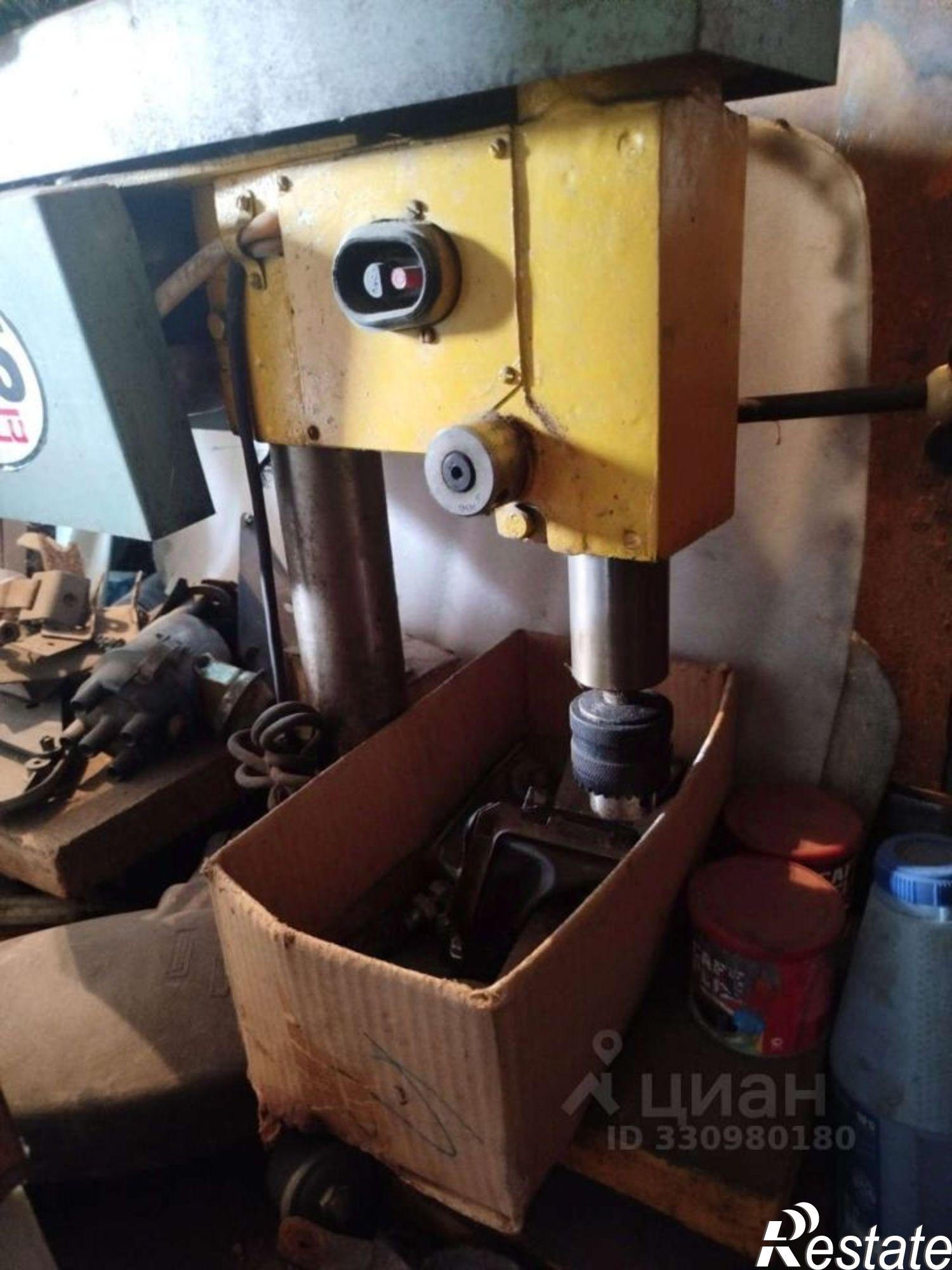 Купить гараж, место в паркинге за 579 761 рублей на Театральная пл