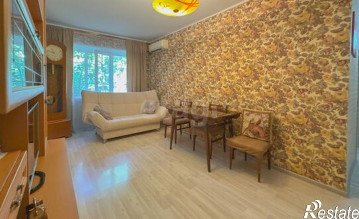 3-комн квартира ул Аткарская, 72,  д. 72